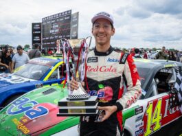 AGA Racing Team y Alex de Alba Jr., están de vuelta y se llevaron la victoria en la 5ta fecha de NASCAR México Series