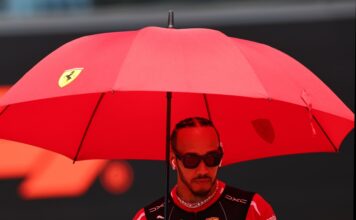 Hamilton admite que no podrán cerrar la brecha con Mercedes en 2026