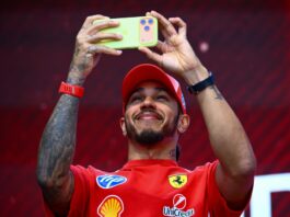 Lewis Hamilton recibe duras críticas: “Está cometiendo errores impropios de un campeón”