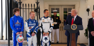 Alex Palou visita a Donald Trump en la Casa Blanca