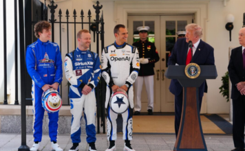 Alex Palou visita a Donald Trump en la Casa Blanca