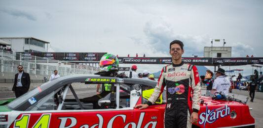 AGA Racing Team y Alex de Alba Jr., firmaron en Puebla su boleto al Chase de NASCAR México