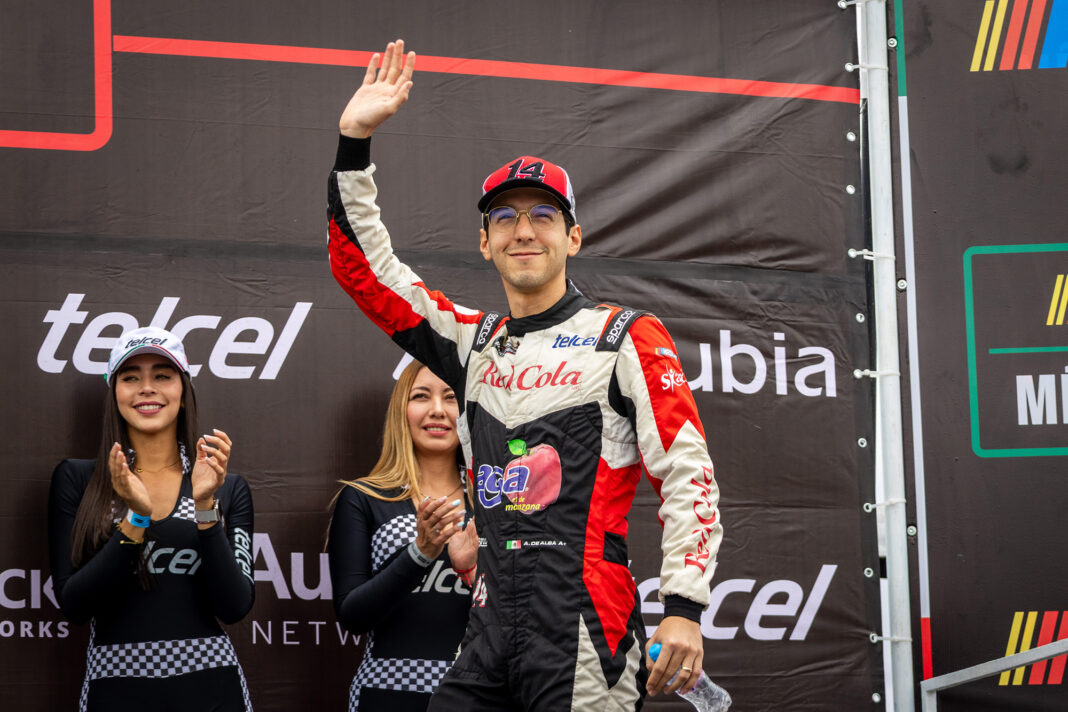 Alex de Alba - AGA Racing Team 01