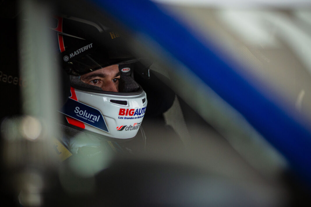 Chevron Racing - José Arellano 01