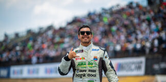 Omar Jurado, rozó el top-10 de NASCAR México en el Súper Óvalo Potosino