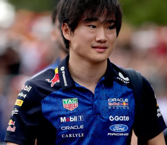 Yuki Tsunoda apunta a la IndyCar para la temporada 2027