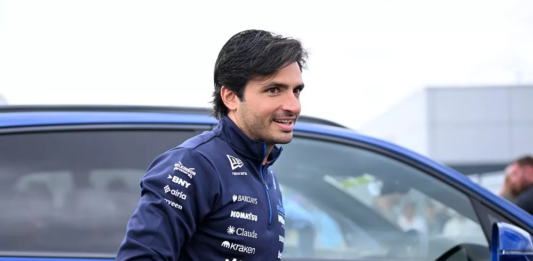 Carlos Sáinz renueva con Williams para la temporada 2027