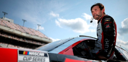 Daniel Suárez asegura su lugar en el Chase de NASCAR Cup Series