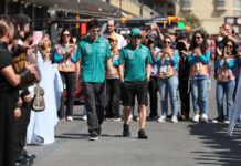 Fernando Alonso renueva con Aston Martin para la F1 2027