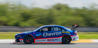 José Arellano vuelve al podio en Monterrey y llega firme a la final de la GTM Pro 1