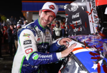 Daniel Suárez se queda en Spire Motorsports para la temporada del 2027