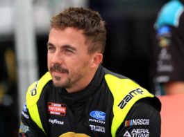 Frankie Muniz confirma que continuará en NASCAR