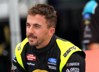 Frankie Muniz confirma que continuará en NASCAR