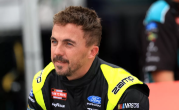 Frankie Muniz confirma que continuará en NASCAR
